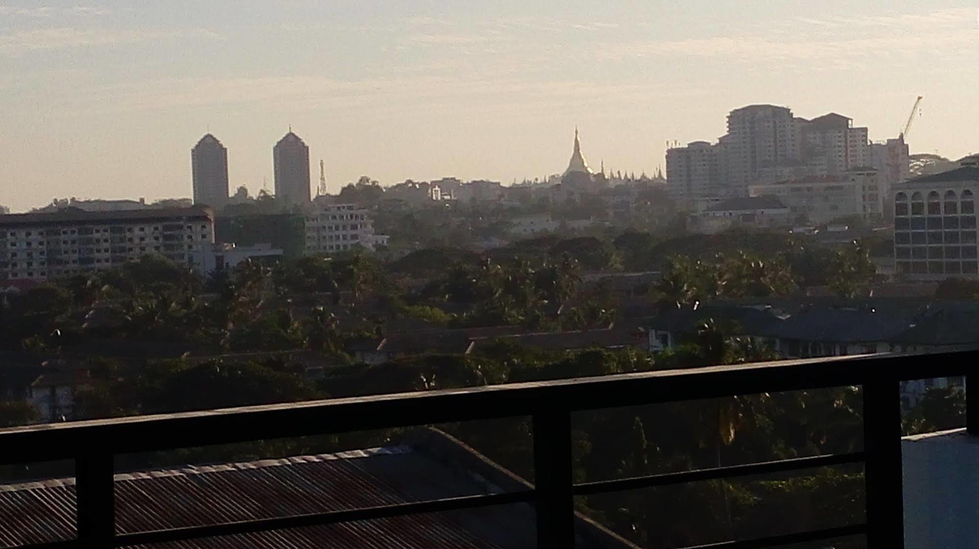 Silver Green Hotel Yangon Exterior photo